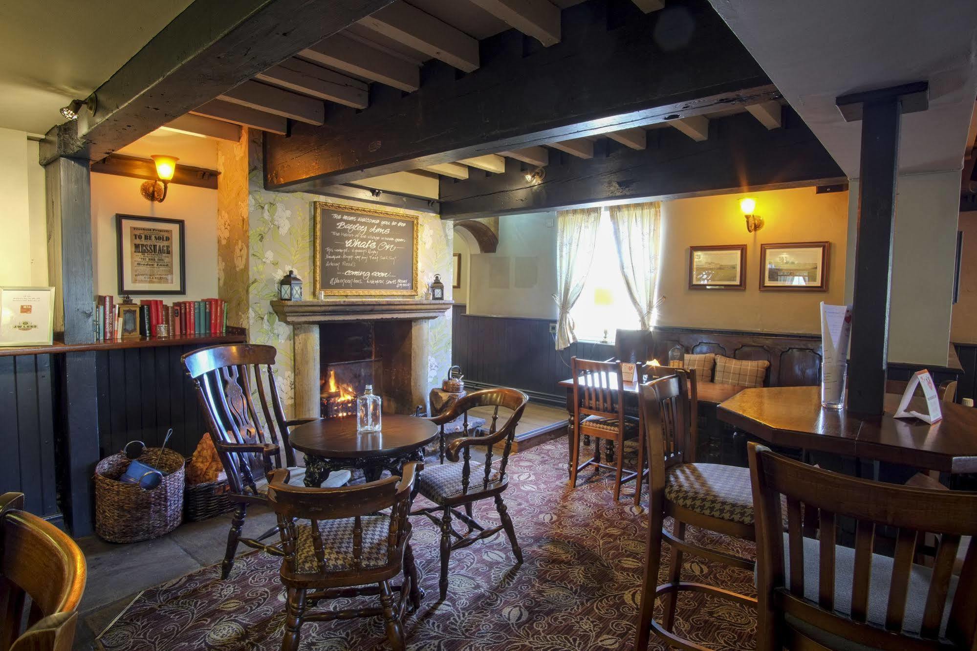 Bayley Arms 4* Hurst Green (Lancashire)